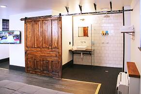 City Hall Grand Hotel