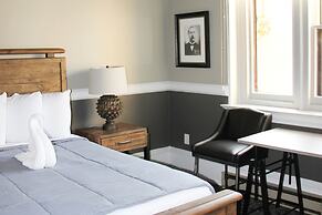 City Hall Grand Hotel