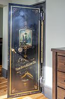 City Hall Grand Hotel