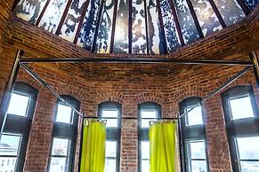 City Hall Grand Hotel