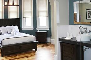 City Hall Grand Hotel