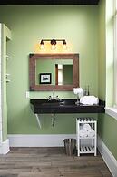 City Hall Grand Hotel