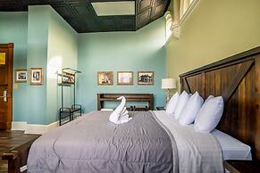 City Hall Grand Hotel