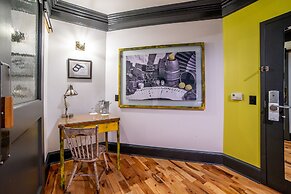 City Hall Grand Hotel