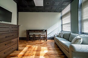 City Hall Grand Hotel