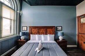 City Hall Grand Hotel