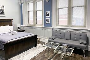 City Hall Grand Hotel