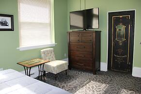 City Hall Grand Hotel