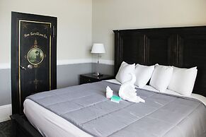 City Hall Grand Hotel