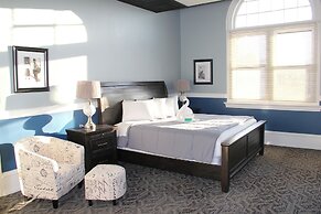 City Hall Grand Hotel