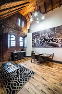 City Hall Grand Hotel