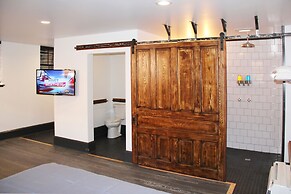 City Hall Grand Hotel