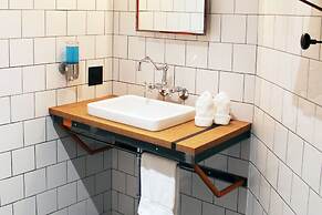 City Hall Grand Hotel