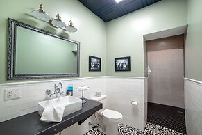 City Hall Grand Hotel