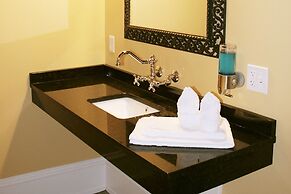 City Hall Grand Hotel