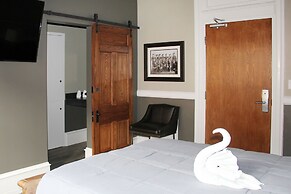 City Hall Grand Hotel