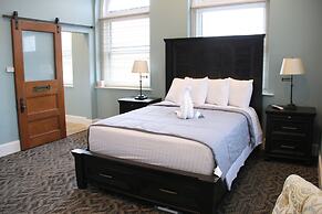 City Hall Grand Hotel