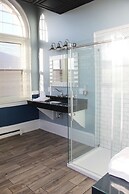 City Hall Grand Hotel