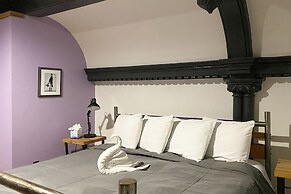 City Hall Grand Hotel