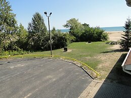 Oscoda Lakeside Hotel