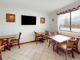 Oscoda Lakeside Hotel