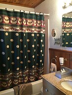 Blue Grouse Country Inn Bed & Breakfast