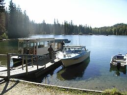 Blue Grouse Country Inn Bed & Breakfast