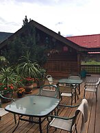 Blue Grouse Country Inn Bed & Breakfast