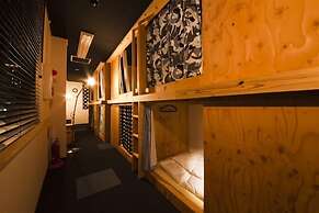 Hakata Gofukumachi Hostel Takataniya