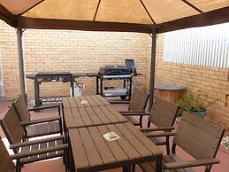 Lake Bolac Motel
