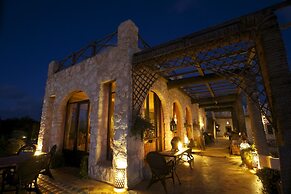 Dar Danse the Bubble on the Beach