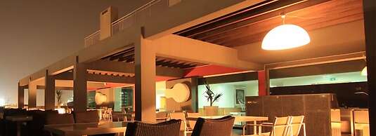 Aparthotel Tropicana