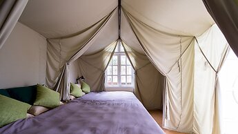 Yolo Camping House - Hostel