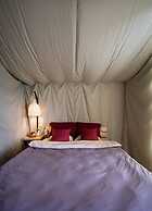 Yolo Camping House - Hostel