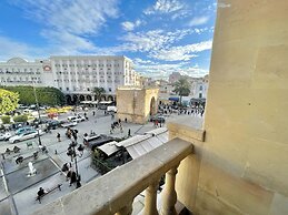 Royal Victoria - Ex British Embassy