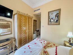 Royal Victoria - Ex British Embassy