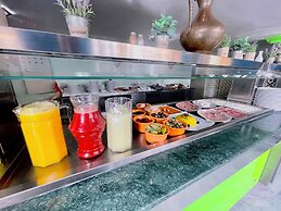 Royal Victoria - Ex British Embassy