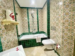 Royal Victoria - Ex British Embassy