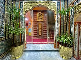 Royal Victoria - Ex British Embassy