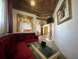 Royal Victoria - Ex British Embassy