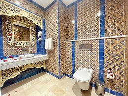 Royal Victoria - Ex British Embassy