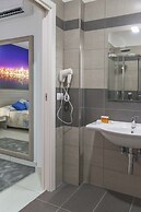 Hotel America