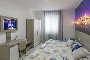 Hotel America
