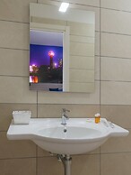 Hotel America