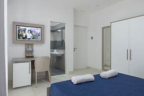 Hotel America