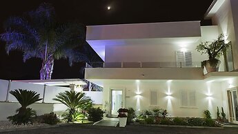 Hotel America