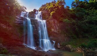 Ramboda Falls Hotel