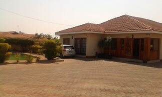 Comfort Palace Guest House Francistown
