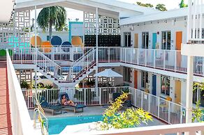 Waterside Hotel and Suites