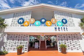Waterside Hotel and Suites